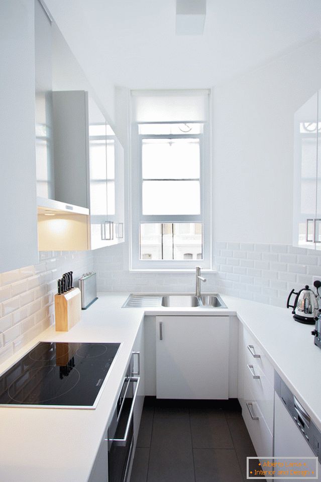 Zvětšete prostor kuchyně ve stylu minimalismu