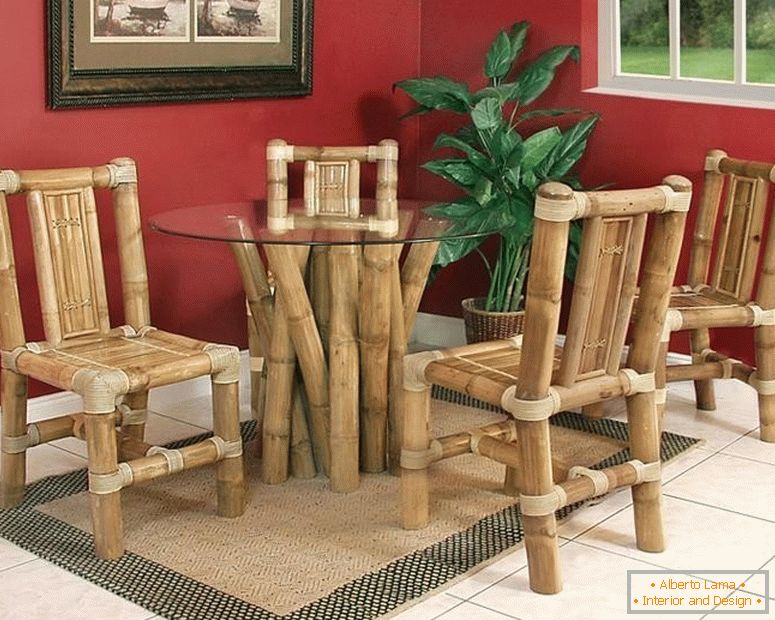Stůl a židle z bambusu
