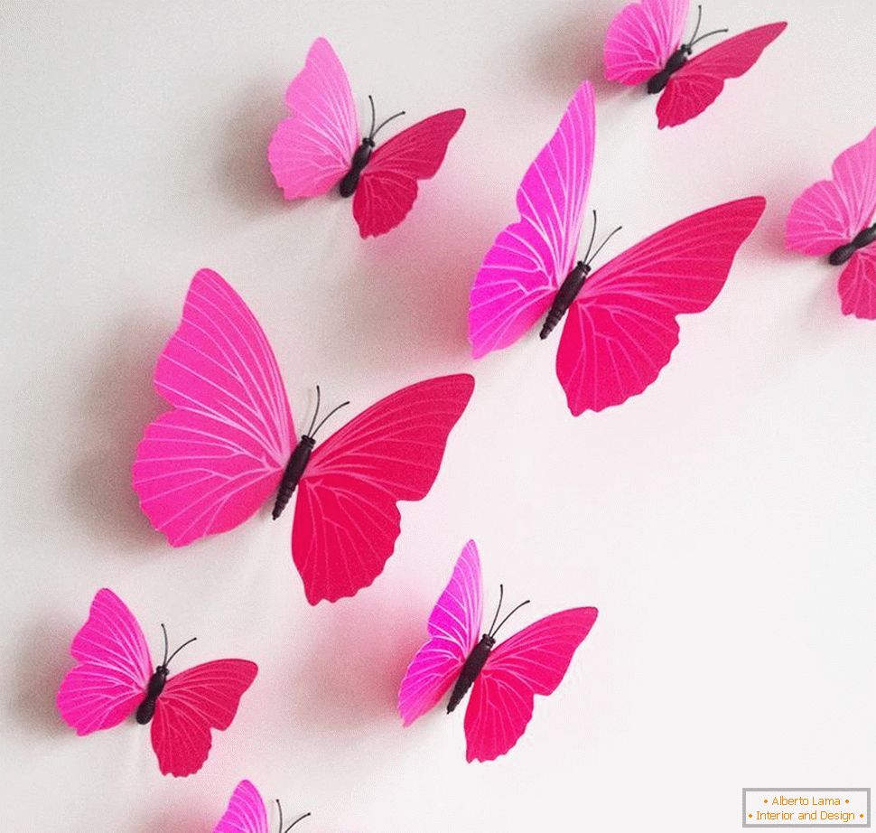 Upevnění motýlů s kolíky
