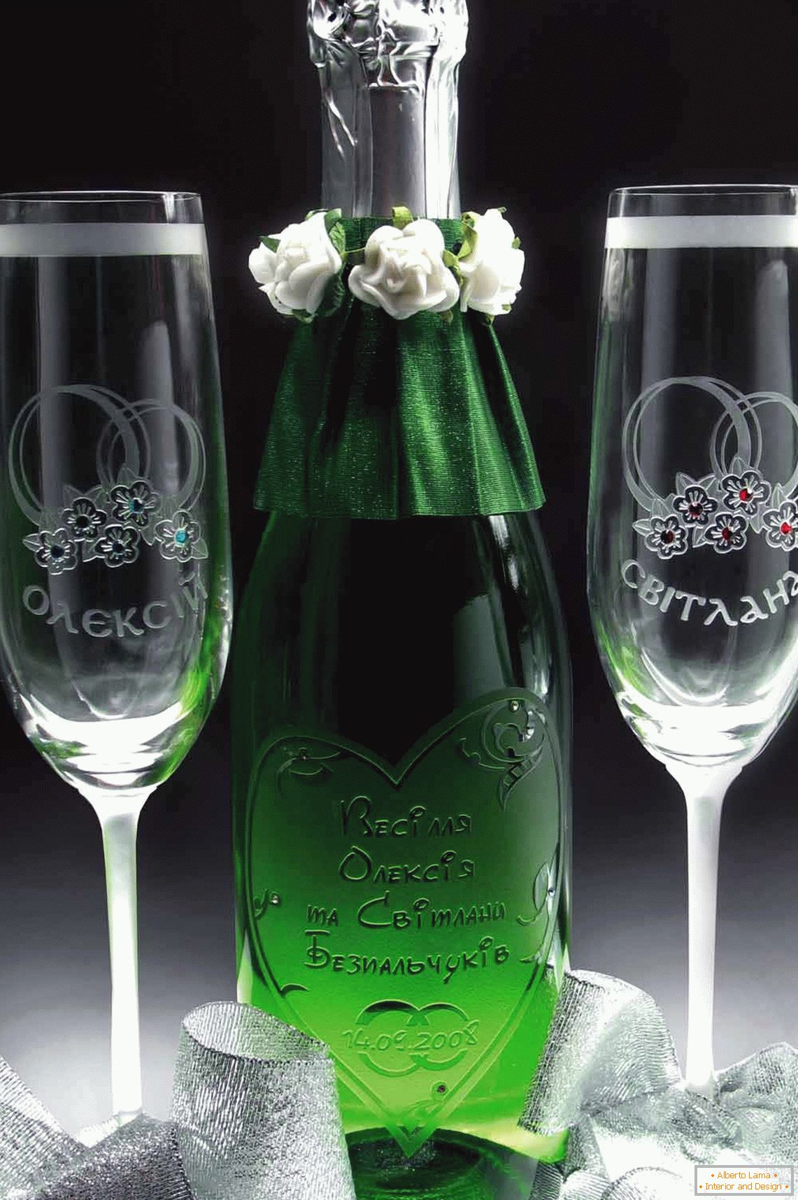 Svatební brýle a šampaňské