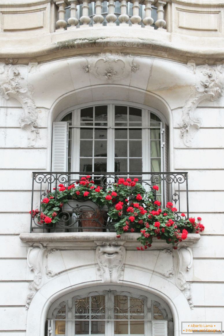 design-icon-parisian-balkony-7
