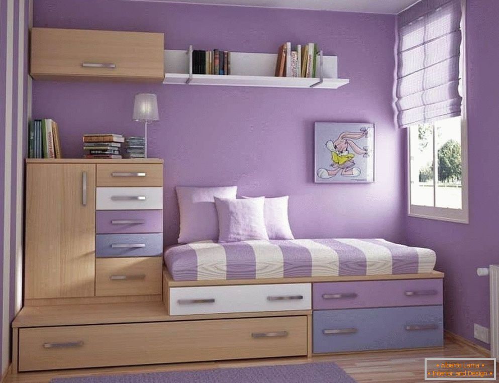 Lilac místnost pro dívky