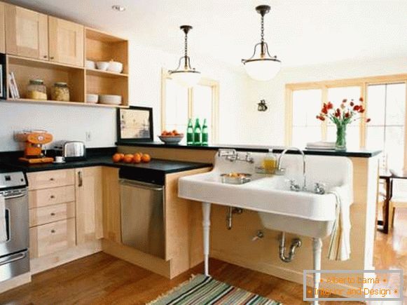 Designová rohová kuchyně, vyměnitelná s jídelnou, v soukromém domě - fotografie