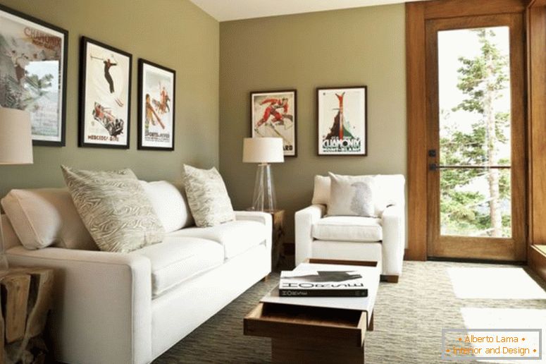 nádherné-béžové-hnědé-dřevo-sklo-moderní-design-malé-byty-obývací pokoj-arragement-interiér-bílá-pohovka-polštář-stěna-obrázek-superher byt-dřevěné-dveře-design byt-designy-malý