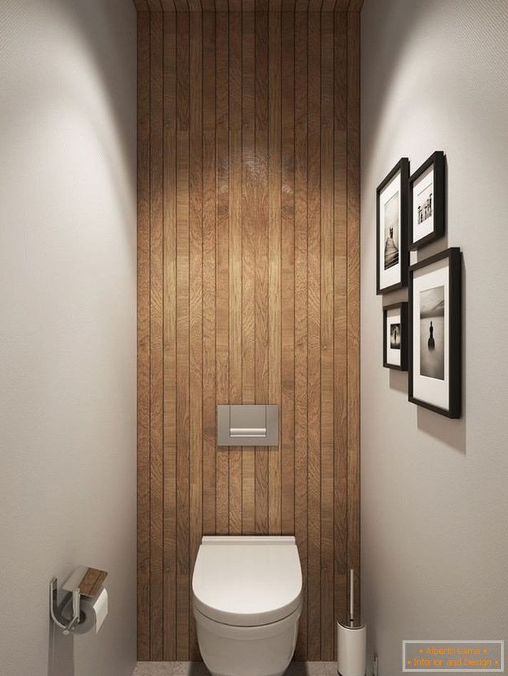 Koupelna s dřevěným stropem a stěnou