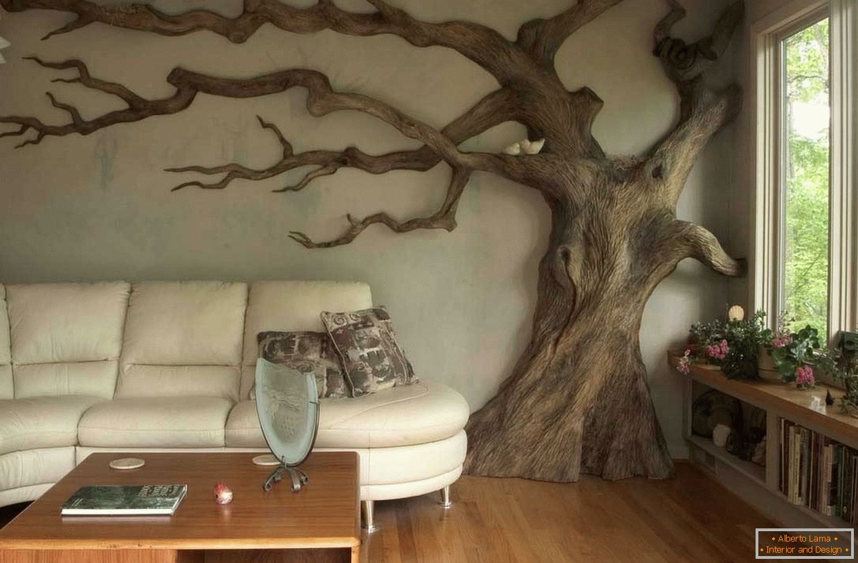 Strom v interiéru místnosti