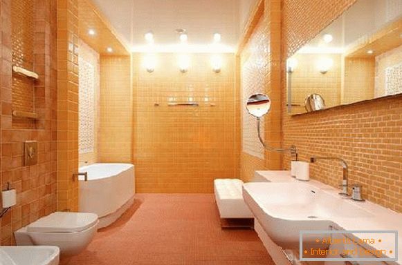 design úzké koupelny kombinované s WC, foto 36