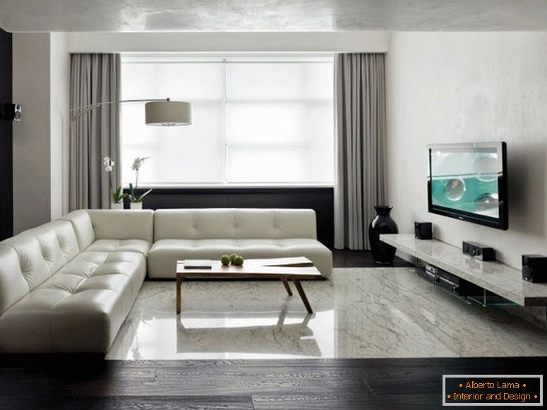 Jedna z nejpoužívanějších barev pro interiérovou výzdobu ve stylu minimalismu je šedá. Široká škála odstínů šedé umožňuje návrháři uspořádat světelné akcenty, čímž je prostor prostornější. 