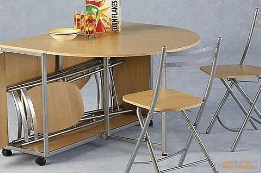 Kuchyňský stůl a židle