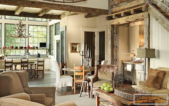 Správně zvolená kombinace nábytku a nábytku v interiéru obývacího pokoje dělá vesnický styl kreativním a neobvyklým řešením pro dekoraci. 