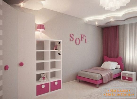 просторный серо-розовый interiér dětské ložnice