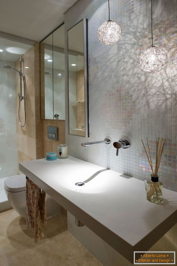 Interiér stylové moderní koupelny