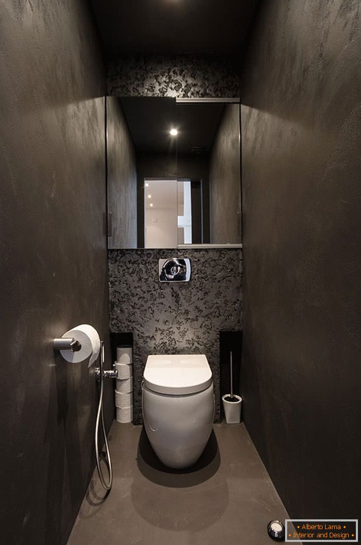 Interiér malé toalety v bytě