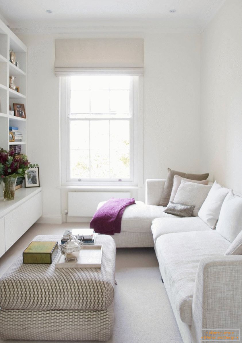 Moderní čalouněný nábytek pro malý obývací pokoj