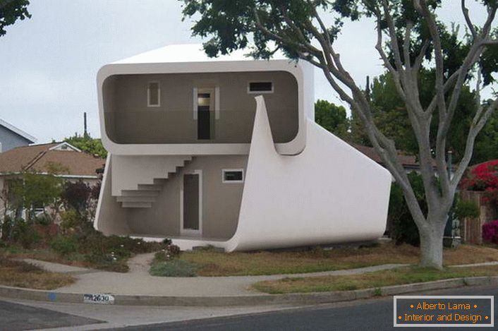 Neobvyklý design dvoupodlažního modulového domu přitahuje oko. Design domu je vhodný pro celoroční bydlení. 