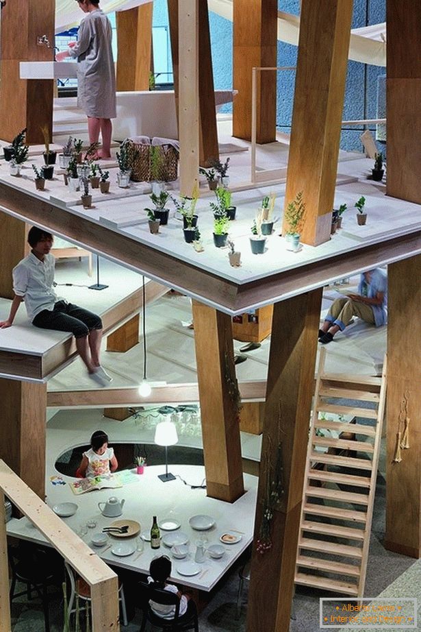 Víceúrovňový dům s pilíři od architektů Suzuko Yamada