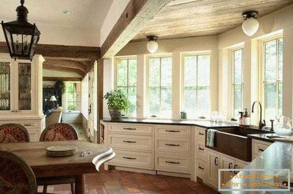 kuchyňský interiér s fotkami ze zátoky, foto 25