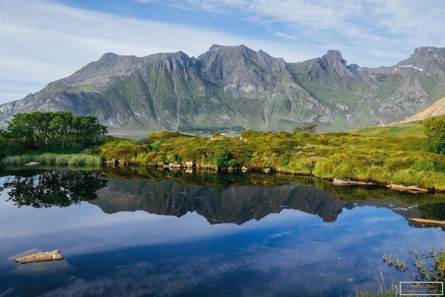 Barevné krajině přírody v Norsku
