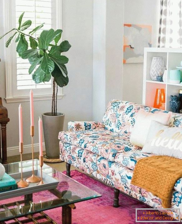 Trendy v interiéru roku 2017 - barevný obývací pokoj