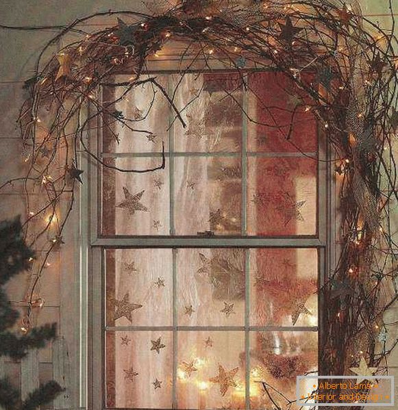 Vánoční věnec na okénku, foto 59