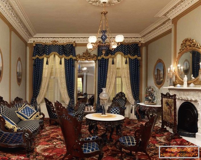 Skvělý příklad výběru nábytku pro obývací pokoj v barokním stylu.