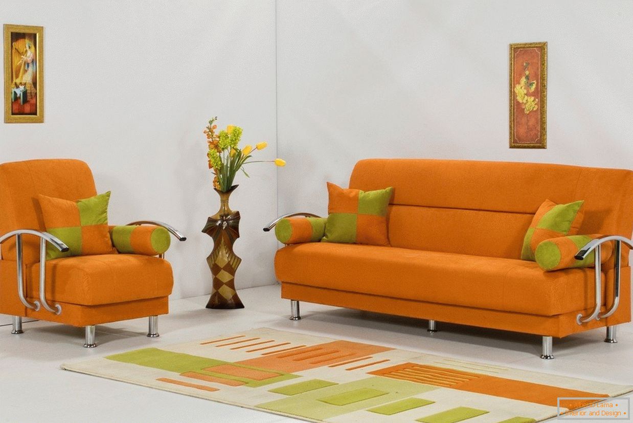 Oranžový nábytek