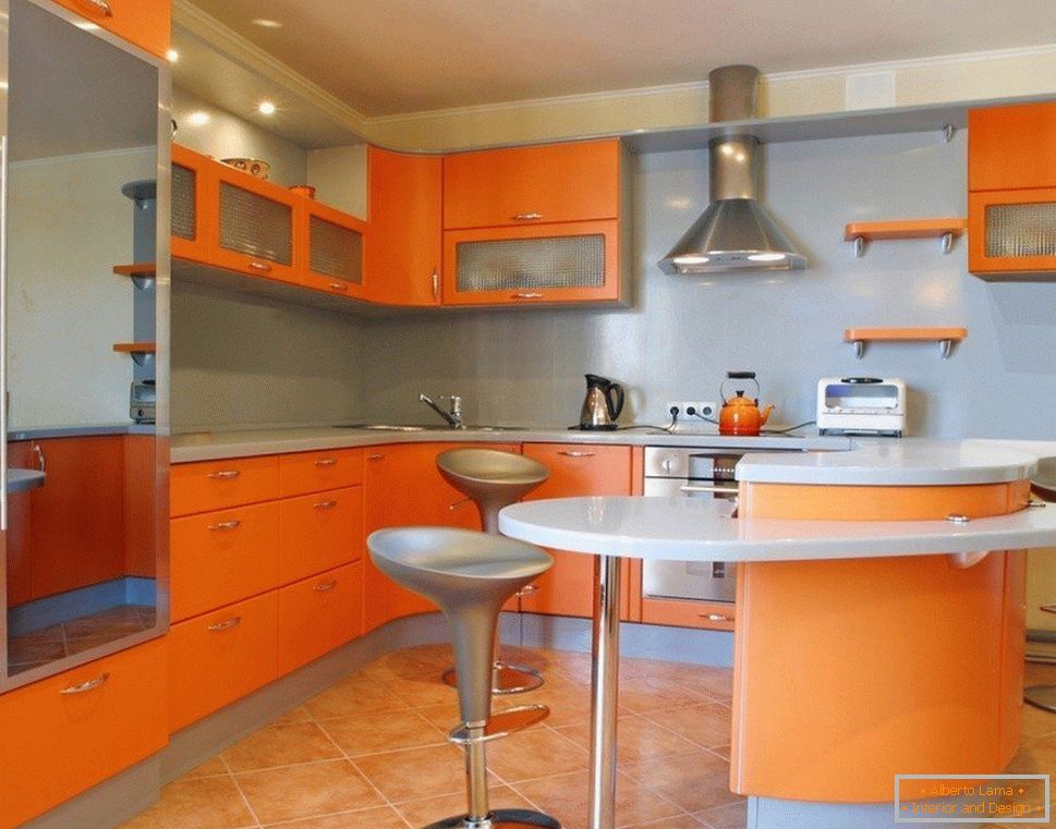 Oranžová kuchyně