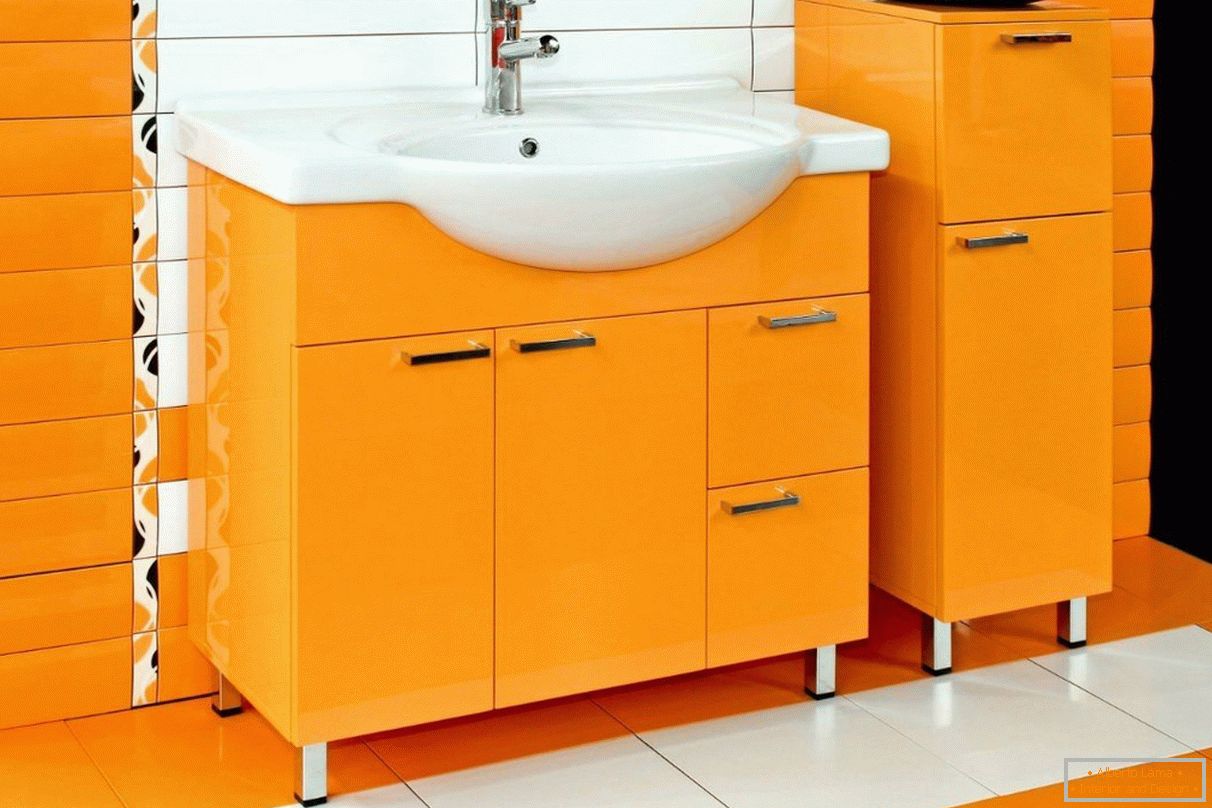 Nábytek v barvě oranžové