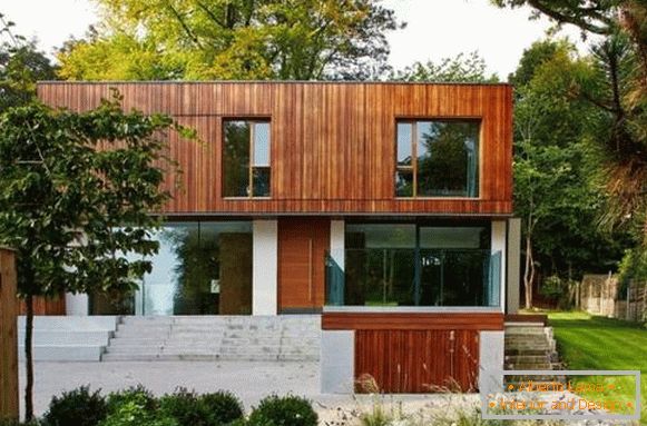 Krásný design fasády soukromého domu - fotografie dvoupatrového domu