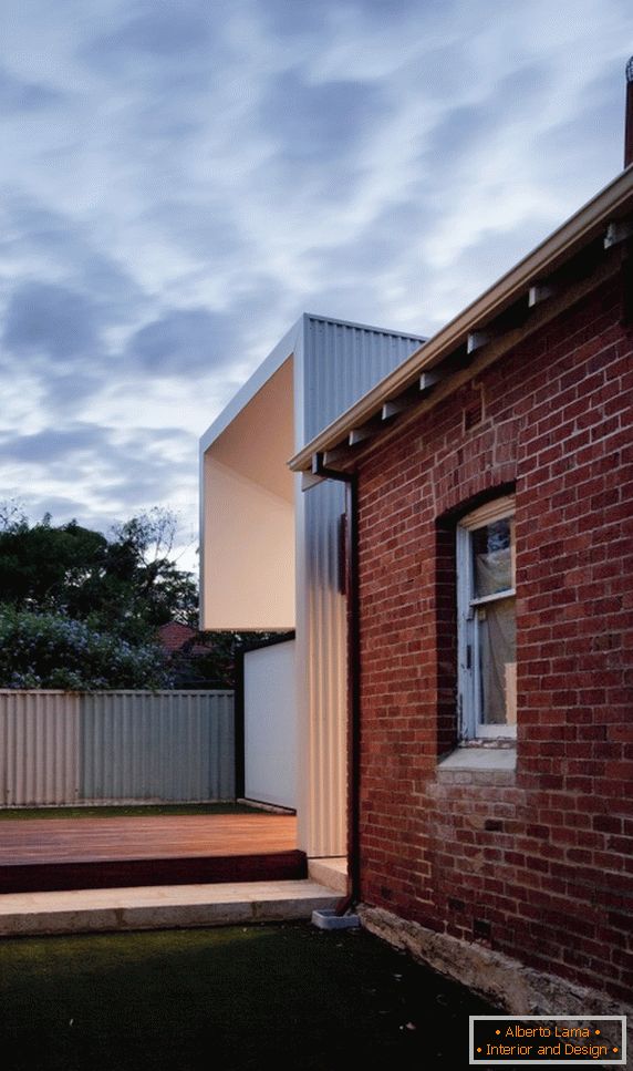 Kompaktní rozšíření do cihlového domu od architekta Davida Barra