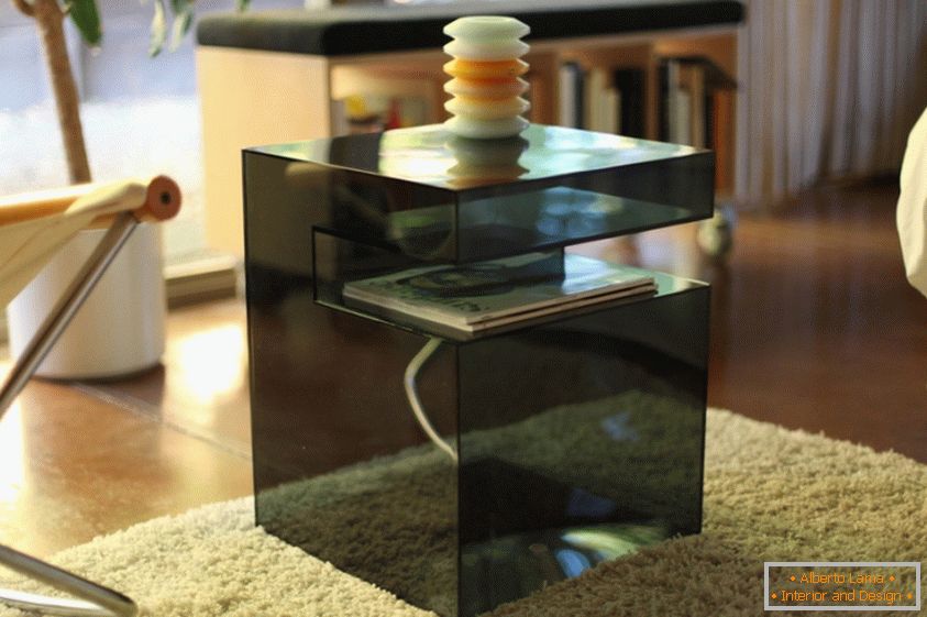 Designový stůl pro obývací pokoj