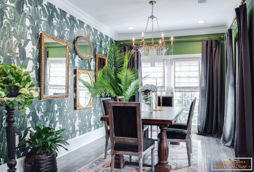 Zelené stěny a šedé závěsy v dekoraci místnosti