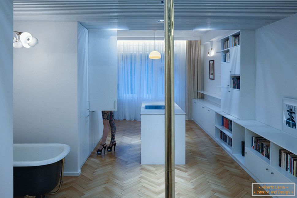 Moderní design malého bytu - panoramatický okenní a stropní systém vytápění