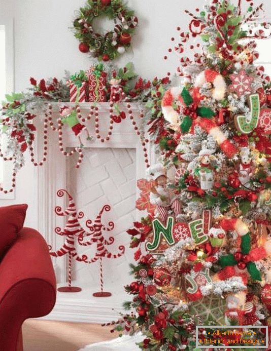 Vánoční stromky dekorace v naturálním sladkosti