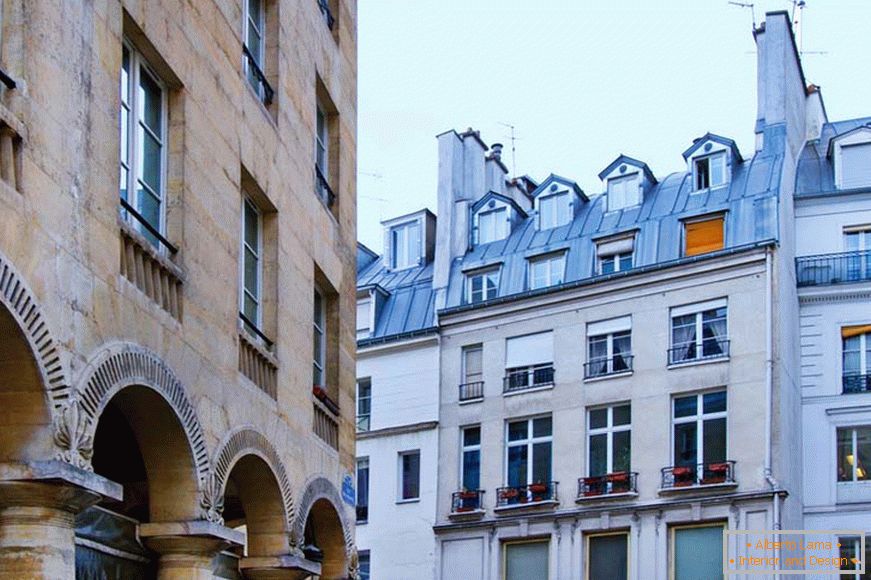 Vzhled bytového domu v Paříži
