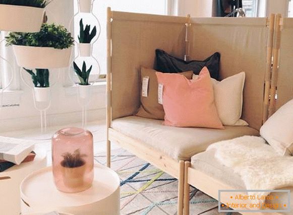 Rohový čalouněný nábytek pro obývací pokoj - fotografie křesel IKEA
