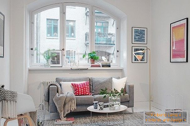 Obývací pokoj malého bytu ve skandinávském stylu