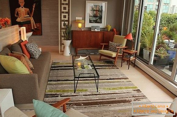Obývací pokoj kombinuje retro a eko styly