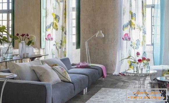 Textil a květiny - nejlepší jarní výzdoba interiéru