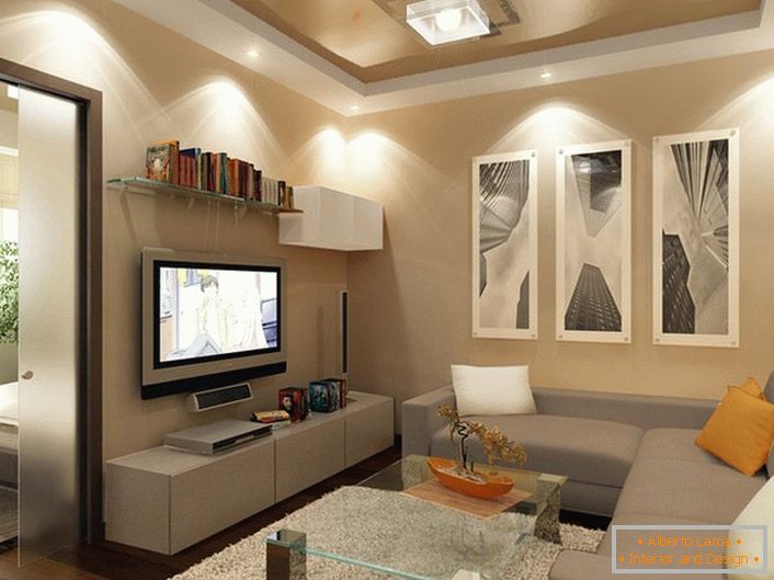 Napínací stropy béžové a bílé barvy vypadají nádherně v moderním obývacím pokoji.