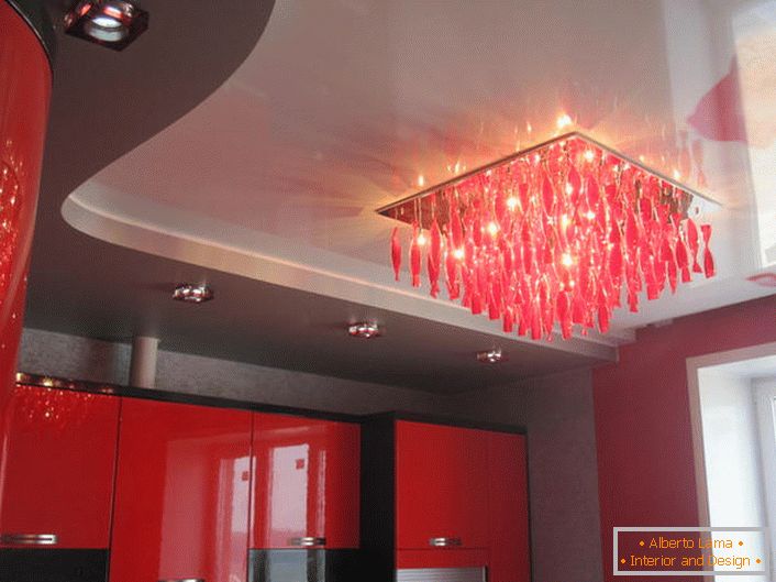 Příklad vhodně vybraného osvětlení pro stropní stropy.