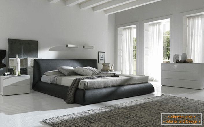 Pro výzdobu interiéru ve stylu minimalismu je nábytek vybrán v klidných barvách. Neutrální šedá má bohatou škálu odstínů, které plně splňují požadavky minimalistického stylu.