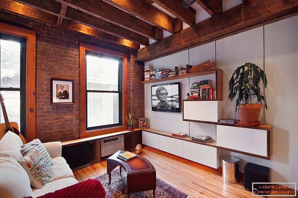 Obývací pokoj malého bytu na Manhattanu