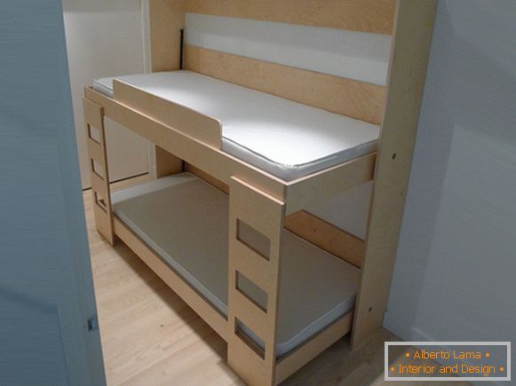 Skládací postel v dětském pokoji