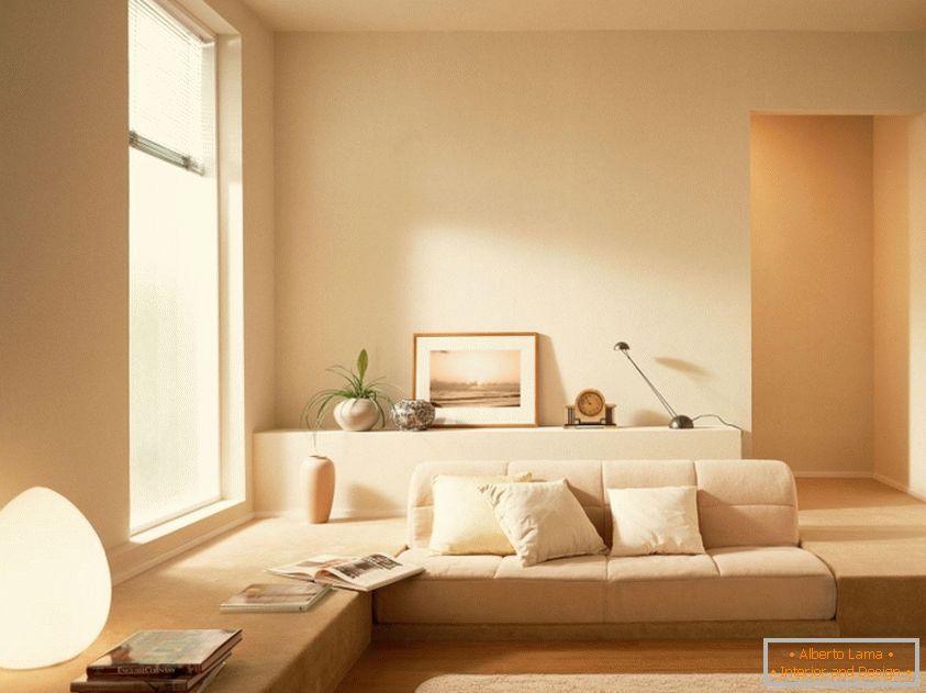 Minimalismus v kombinaci s pastelovými barvami v obývacím pokoji