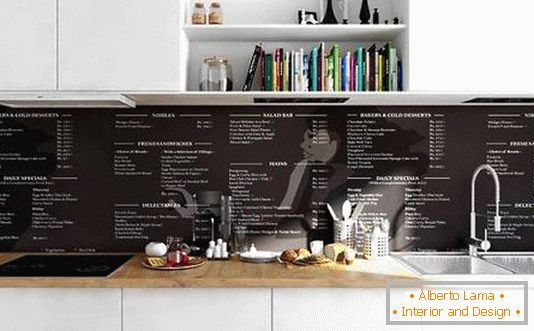 Užitečné recepty na stěnách kuchyně