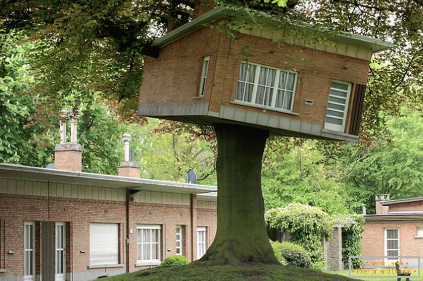Senior Center Turned Treehouse (Gent, Belgie)