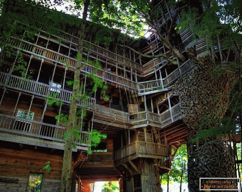 Treehouse ministra (Crossville, Tennessee, USA)
