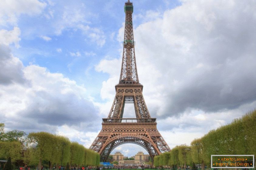 Eiffelova věž (Paříž, Francie)