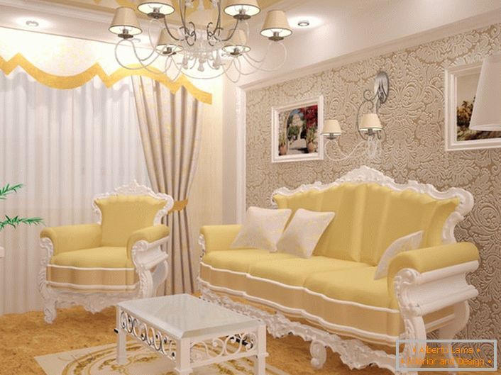 Malý pokoj v barokním stylu. Vynikající zařízení. Nábytek je vybrán v nejlepších barokních tradicích.